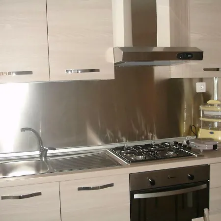 Rambely House Apartamento Lákones