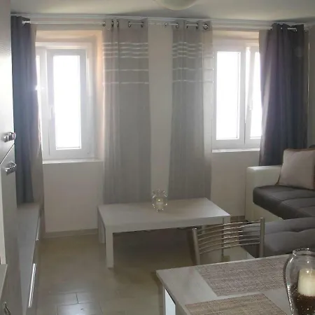 Rambely House Apartment